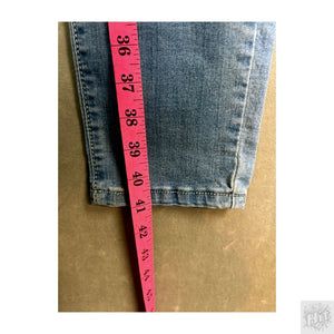 GIRL VIVI Straight Women's Jeans Size 5 Medium Wash Distressed 5
