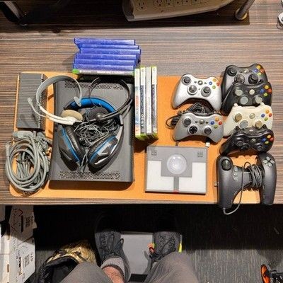 Xbox 360 Elite 120GB Console 5 Controllers 4 Games Headset TESTED Bundle Lot