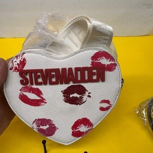 Steve Madden Heart Crossbody Bag White Red Pink Kiss Lip Print Logo Strap 1