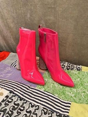 Cape Robbin Boots Womens Size 6 Pink Patent Rhinestone Heel Ankle Shoes New with 1