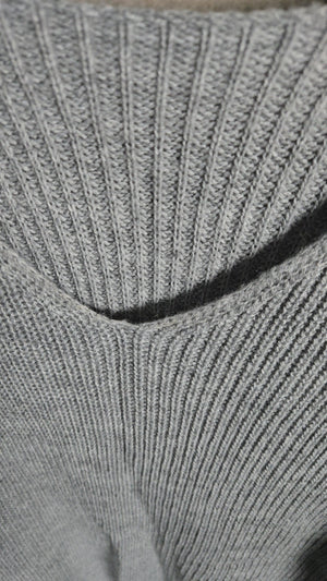 Women's Gray Ribbed Knit Longline V-Neck Pullover Sweater Size M 2