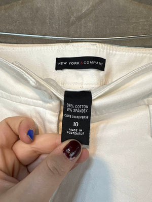 NEW YORK & COMPANY Dress Pants White Size 10 Good Condition 98% Cotton 2