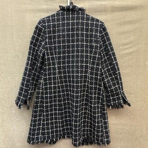 Womens Tweed Fringe Coat Medium Black White Pre-Owned Excellent Condition 2