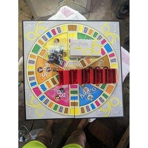 Trivial Pursuit 90s Time Capsule Edition Game, Parker Brothers 2004 NICE 1