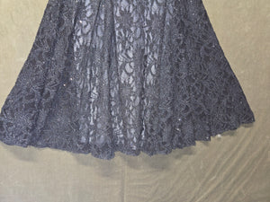 Morgan & Co Silver Gray Glitter Lace Mermaid Prom Gown V-Neck Open Back Size 6 4