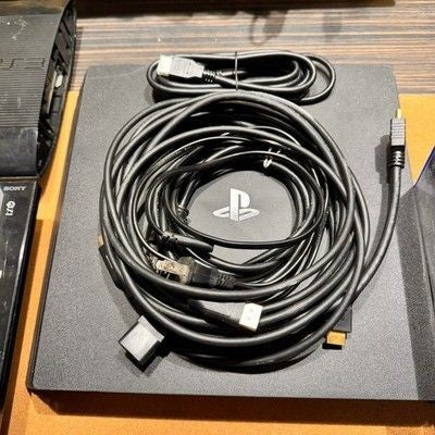 Sony PS4 Pro 1TB TESTED + 2 Controllers + 6 Games Watch Dogs Uncharted Bundle