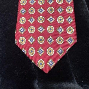 Gap Premium Tie Mens Classic Red Geometric Pattern 100% Silk Made USA Necktie 3