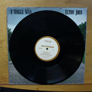 Elton John A SINGLE MAN LP MCA RECORDS MCA-3025 4