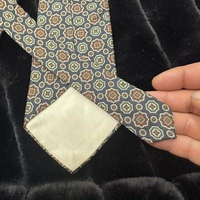 Vintage Resilio Tie Mens Classic Geometric Silk Pattern Blue Red Made USA 90s