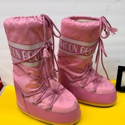 Moon Boot Icon Nylon Pink Tall Lace Up Snow Boots Size 7 8.5 Pre-Owned Excellent