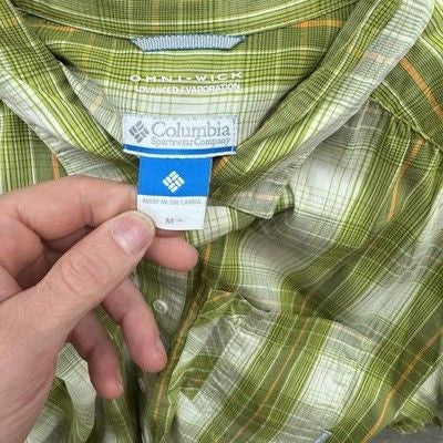 Columbia Shirt Mens Medium Green Plaid Omni-Wick Short Sleeve Button Up Outdoors