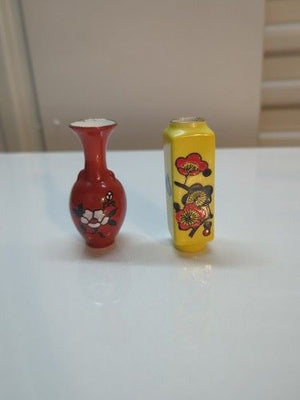ANTIQUE JAPANESE MEIJI PAINTED POTTERY MINIATURE VASES 9CM 2