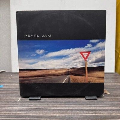 Pearl Jam Vinyl LP Record Yield Used Rock Album