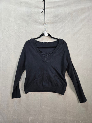 Women's Black Lace Trim Hooded V-Neck Sweater Kangaroo Pocket Size M 1