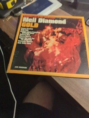 Neil Diamond Gold LP Vinyl Sweet Caroline 1977 Pre-Owned MCA-2007 2