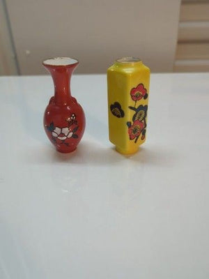 ANTIQUE JAPANESE MEIJI PAINTED POTTERY MINIATURE VASES 9CM 3