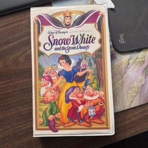 Snow White and the Seven Dwarfs VHS Movie Classic Animation Very Good Condition 1