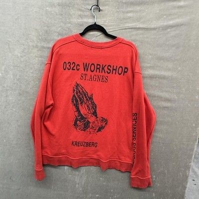 032c Sweatshirt Mens 2XL Red Crewneck Workshop St. Agnes Kreuzberg Praying Hands