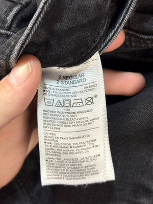 Black Skinny Jeans with Classic Five-Pocket Design 3