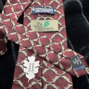 Kuppenheimer Tie Mens Silk Spinner Dolphin Nature Conservancy Leaf Pattern Rare 2