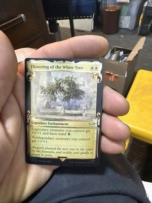 Flowering of the White Tree (Showcase Scrolls) Universes Beyond: LTR R 0466 3