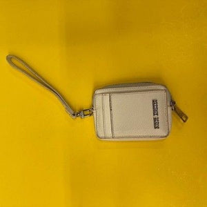Steve Madden Wristlet Wallet Cream Pebbled Faux Leather Pre-Owned Zip Around 4