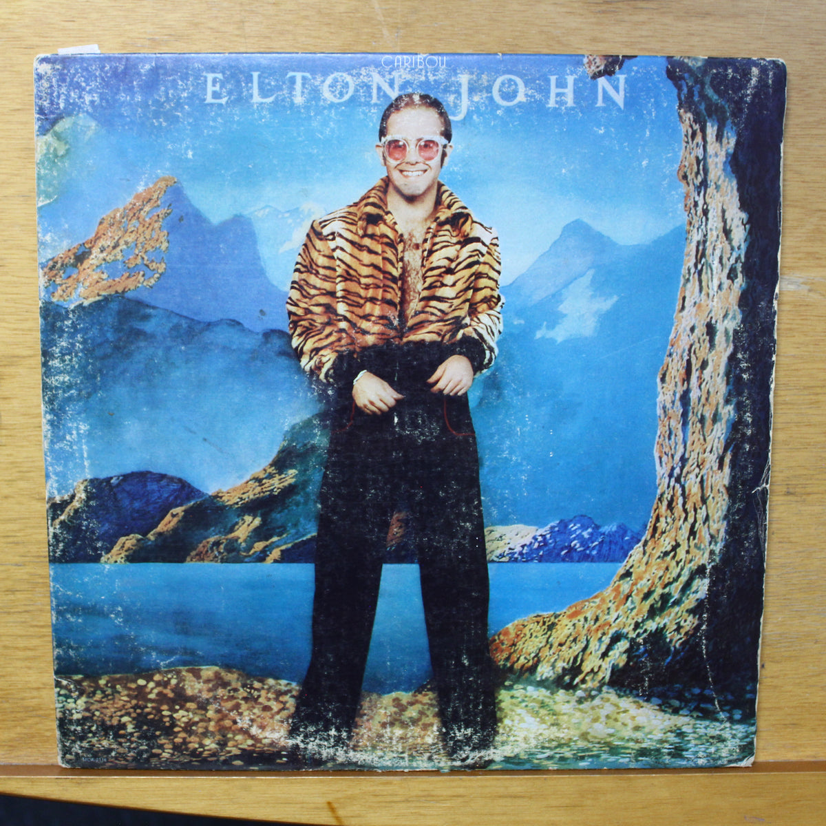 Elton John Caribou LP MCA Records MCA-2142 1974