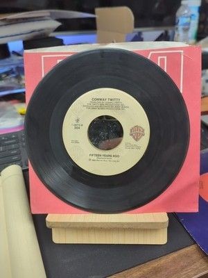 Conway Twitty – Fallin' For You For Years, 7" Vinyl/45 RPM, Warner Bros., 1986 2