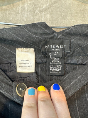 NINE WEST Dress Pants Dark Gray Light Gray Pinstripes Size 4P Good Condition 2