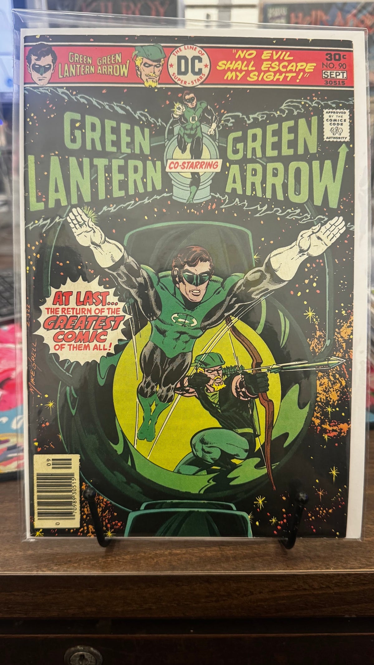 Green Lantern (2nd Series) #90 (1976) DC VF- 7.5 Bronze Age Mike Grell Cover