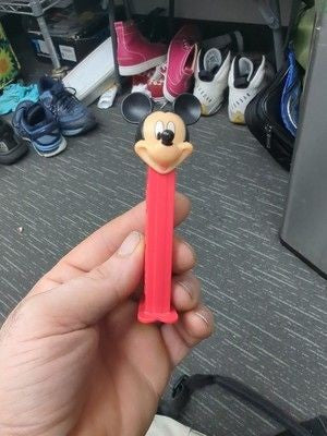 Vintage Mickey Mouse PEZ Dispenser Used Walt Disney Company Collectible 2