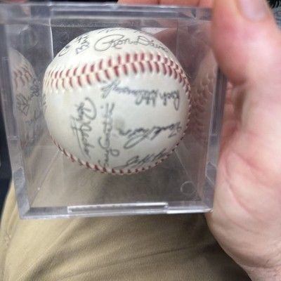 Minnesota Twins 1985 Autograph Baseball