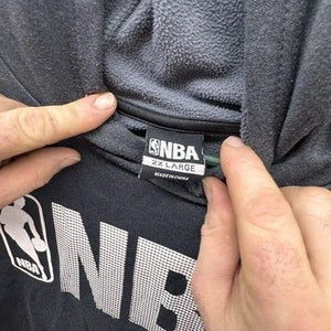NBA Sweatshirt Hoodie Mens 2XL Black NBA Basketball Pullover Kangaroo Pocket 2