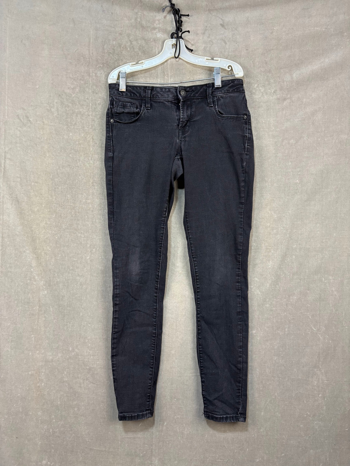 Old Navy Black Skinny Jeans Size 2 Good Condition Stretch Denim