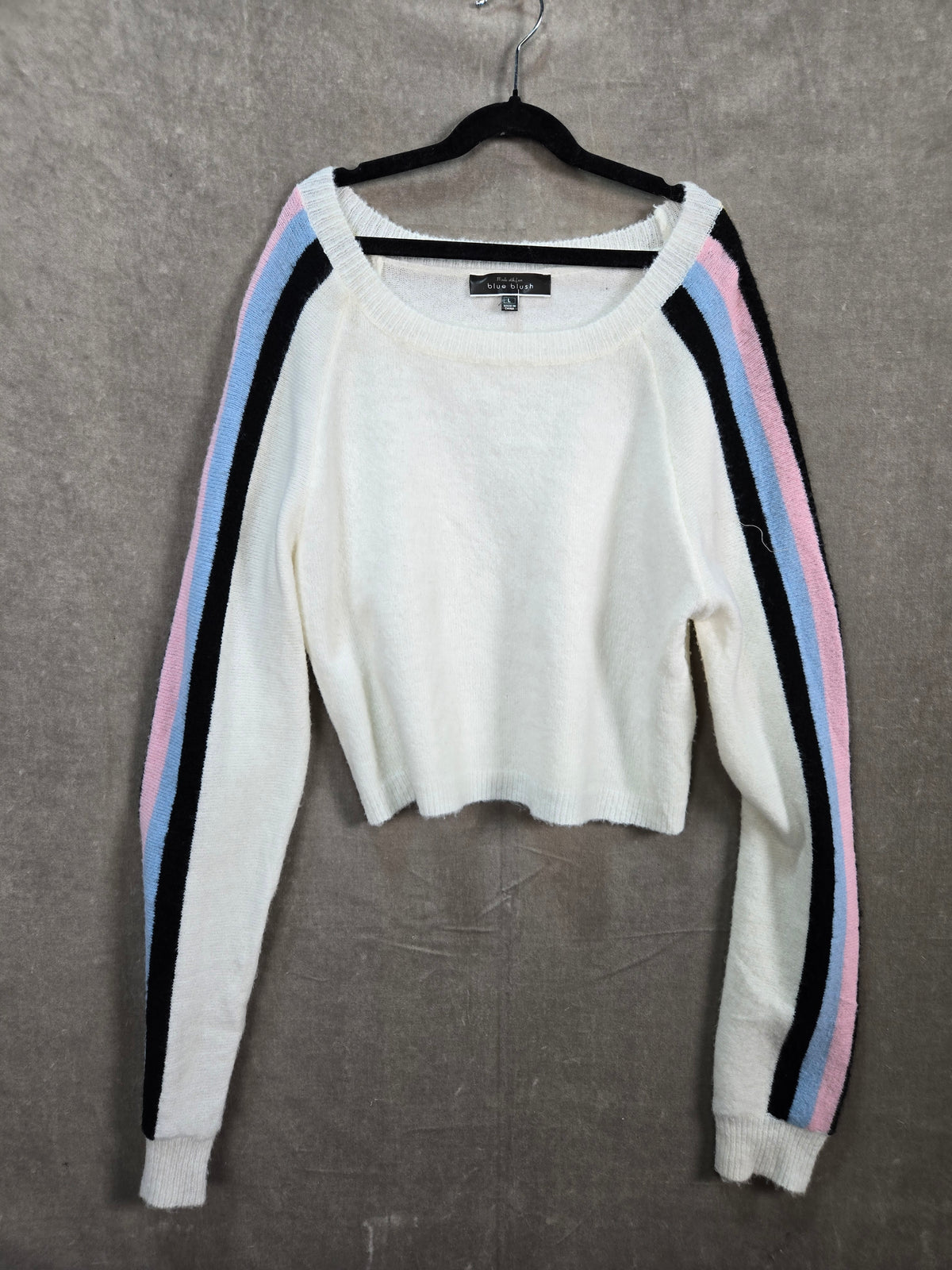 blue blush Women's White Colorblock Stripe Raglan Cropped Sweater Size L