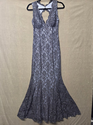 Morgan & Co Silver Gray Glitter Lace Mermaid Prom Gown V-Neck Open Back Size 6 1