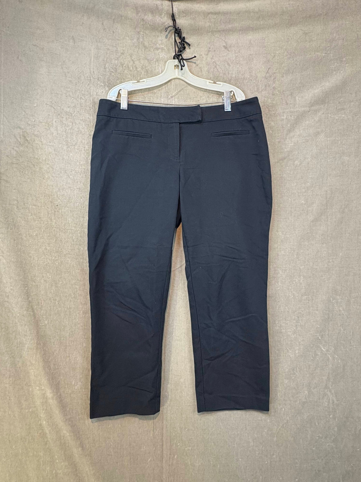 APT.9 Women Dress Pants Black Size 4 Business Casual Pre-Owned Cotton Blend
