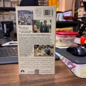 Forrest Gump VHS Movie Tape 1994 Tom Hanks Classic Film Paramount Pictures 2