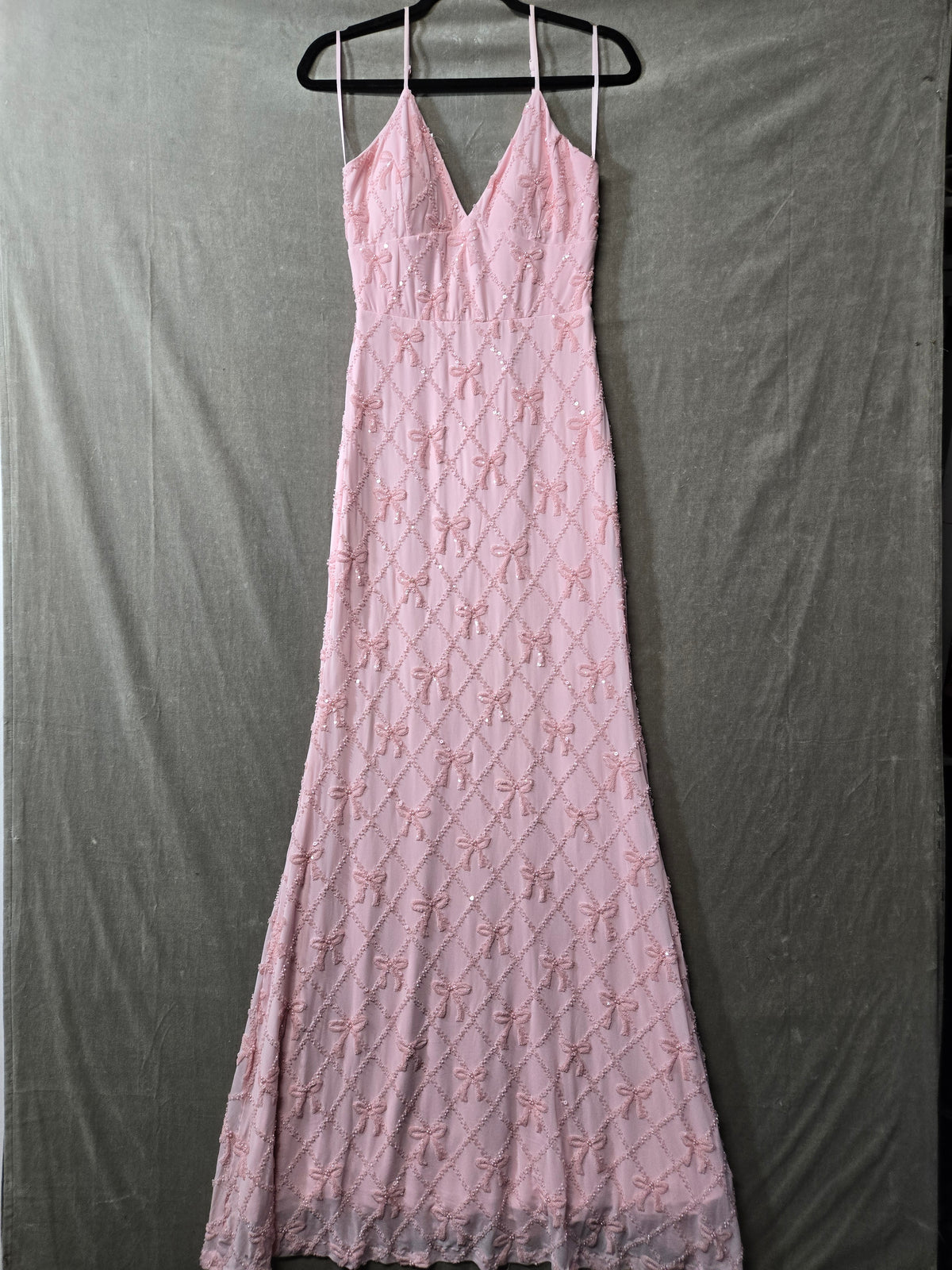 Windsor Pink Beaded Bow Maxi Dress V-Neck Tie Back Prom Formal Gown Sequin