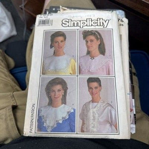Simplicity Sewing Pattern 7995 Misses Set of Collars Uncut FF 1986 2