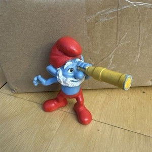 Vintage 2011 McDonalds Smurfs Papa Smurf Toy Figure With Telescope 2