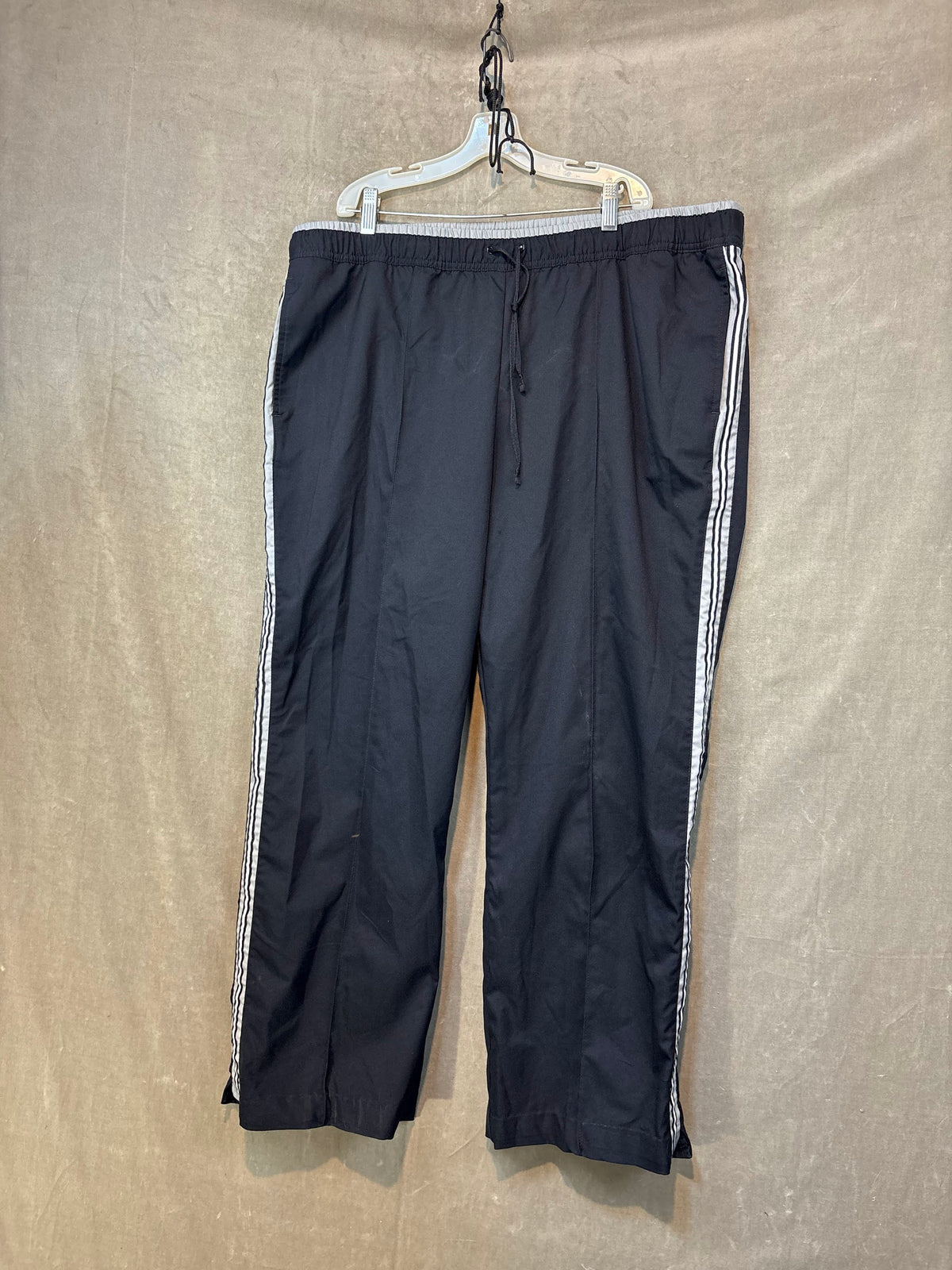 Skechers Bay Men Track Pants Black White 2X Good Condition Polyester