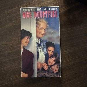 Mrs Doubtfire VHS Movie Tape Comedy Robin Williams Sally Field Good Condition 1