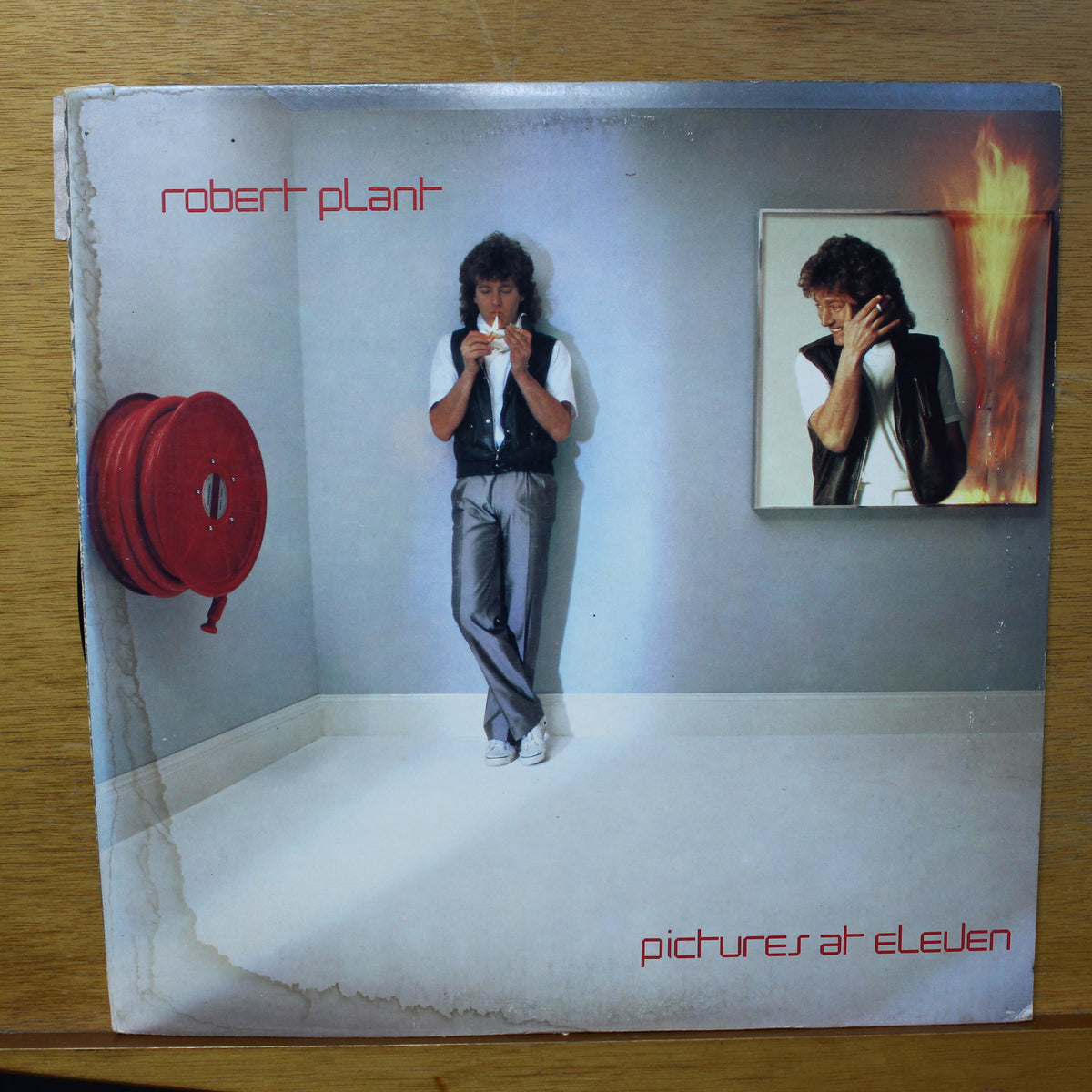 robert plant pictures at eleven LP swan song SS 8501 1982