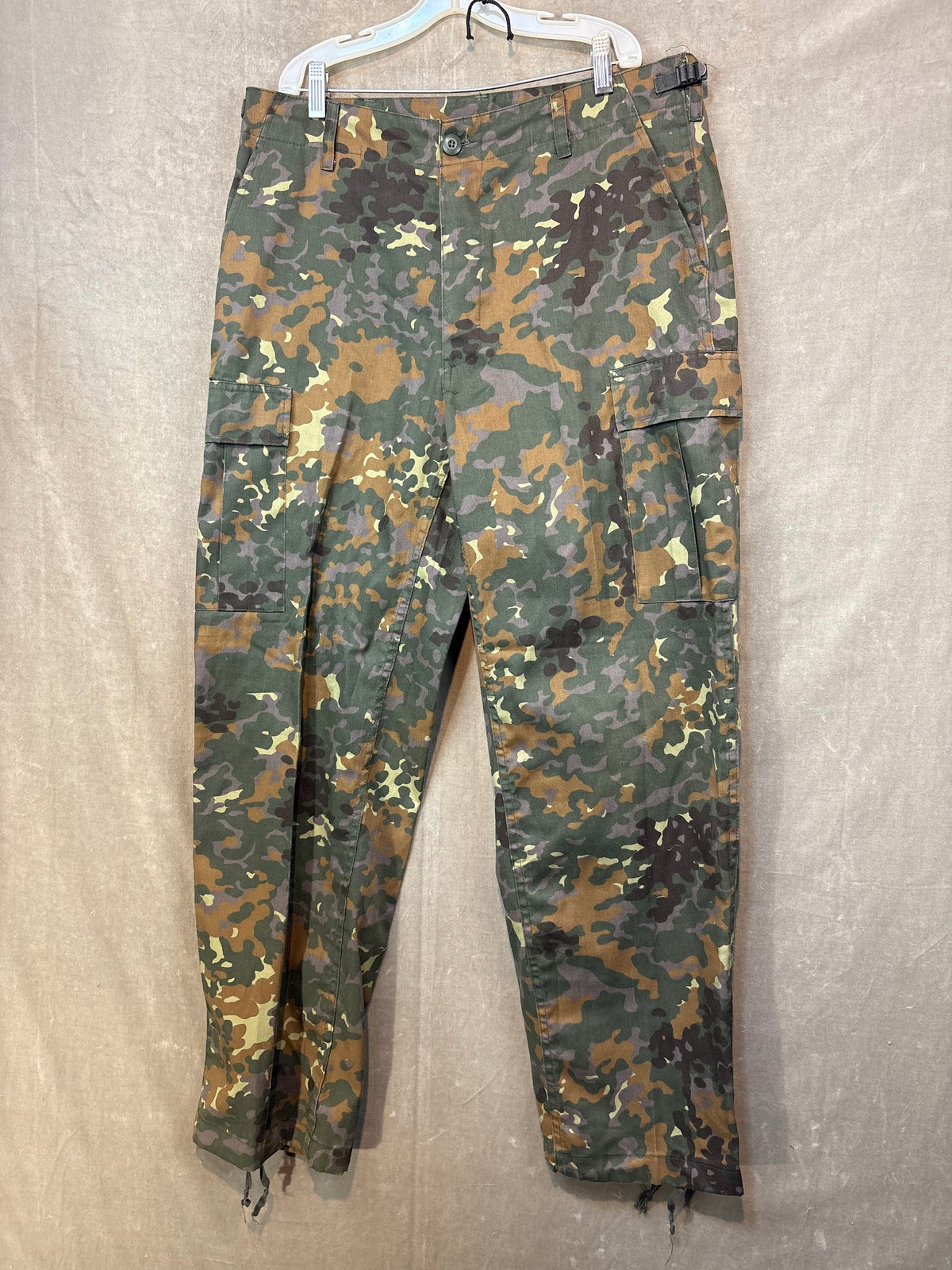 Brandit Cargo Pants Camouflage Size M Good Condition Military Inspired