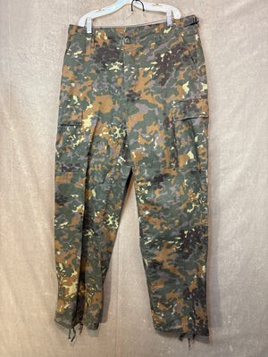 Brandit Cargo Pants Camouflage Size M Good Condition Military Inspired 1