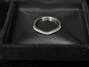 Unbranded Sterling Silver Diamond Accent Ring Size 4 Pre-Owned Gift Box 1
